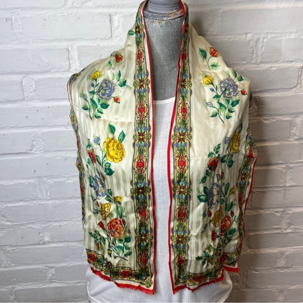 $480 Vintage Oscar de la renta silk floral rectangle neck scarf